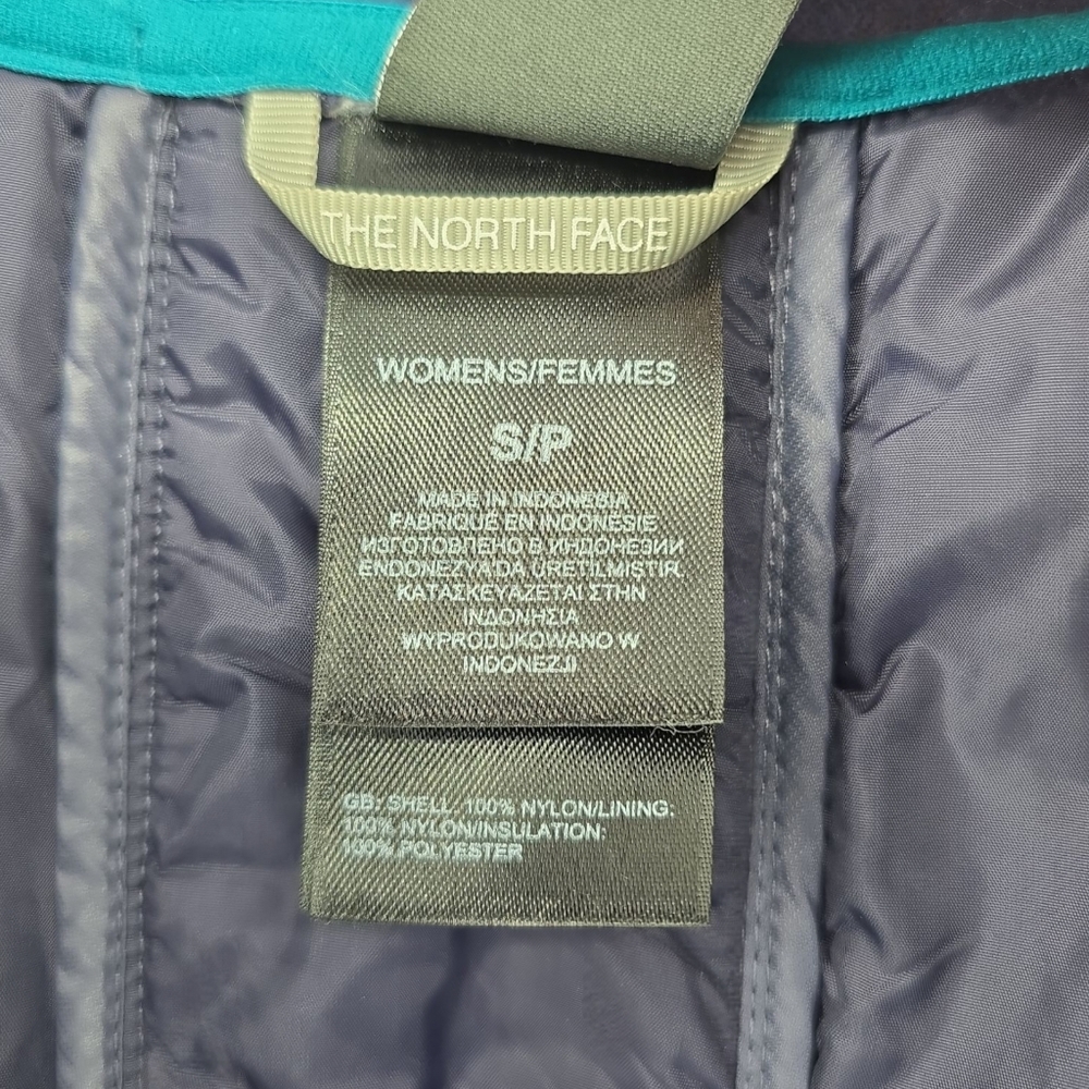 The North Face Women's Quilted Puffer Jacket Size Small in Purple - Picture 4 of 9